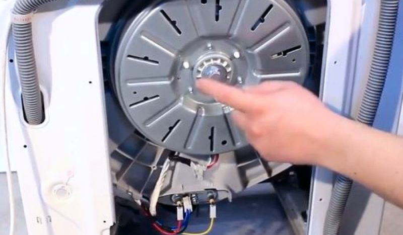 Замена подшипника барабана в стиральной машине Индезит
